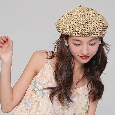 قبعة بيريه نسائية من Pilipala مع قبعة فرو بوم الفرنسية قبعة جمجمة أنيقة للشتاء in Kuwait