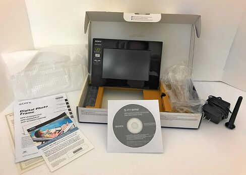 Sony DPF-D810 SVGA LCD (4:3) Digital Photo Frame (Black, 8-Inch) in Saudi Arabia
