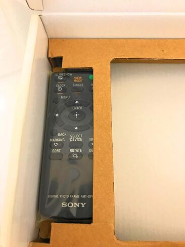 Sony DPF-D810 SVGA LCD (4:3) Digital Photo Frame (Black, 8-Inch) in Saudi Arabia