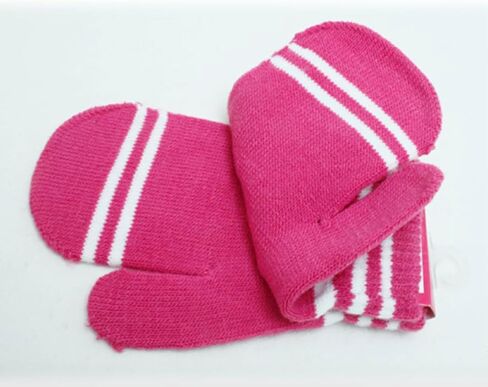 Hello Kitty Apple Mitten - إكسسوار شتوي للأطفال الصغار والفتيات الصغيرات - منتج مرخص رسميًا in Kuwait