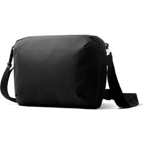 Bellroy Venture Travel Crossbody (black crossbody bag/travel bag with RFID protection and optimized for travel)