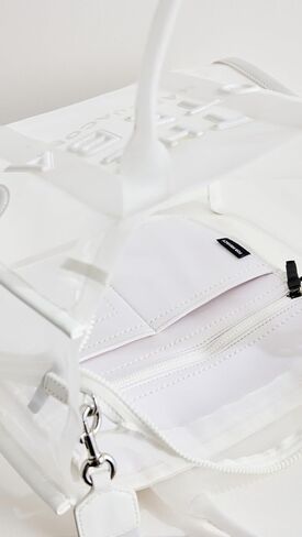 Marc Jacobs The Woven Medium Tote Bag in Saudi Arabia