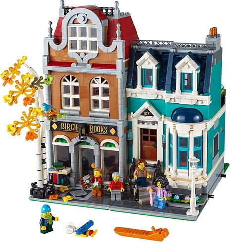 LEGO Creator Expert Bookshop 10270 Modular Building, Home Décor Display Set for Collectors, Advanced Collection, Gift Idea for 16 plus Year Olds in Saudi Arabia
