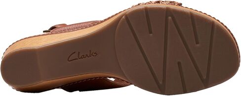 Clarks Women's Seannah Step in Saudi Arabia