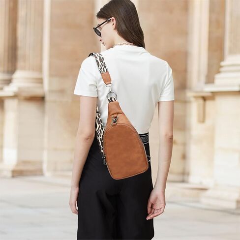KL928 حقيبة رافعة صغيرة حقيبة صدر للرجال والنساء والرجال من جلد البولي يوريثان حقيبة ظهر كروس مع حزام جيتار حقيبة كتف عادية in Kuwait