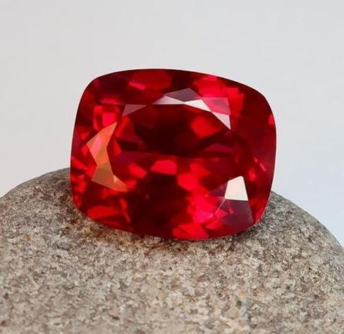 10 Ct+ Natural Burma Pigeon Blood Red Ruby Cushion Cut Stone Gie Certified Beautiful Loose Gemstone for Making Jewelry, Medium in Saudi Arabia