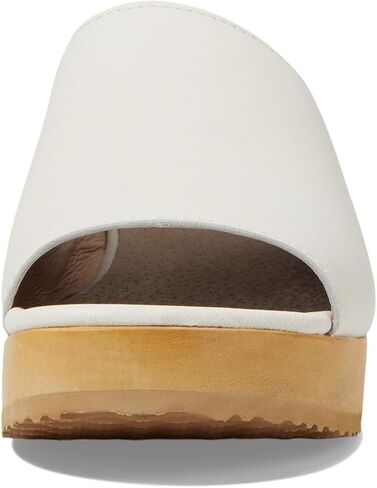 Women's Novel Slide Sandal in Saudi Arabia