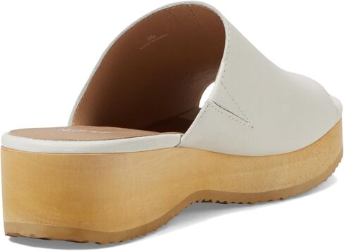 Women's Novel Slide Sandal in Saudi Arabia