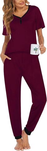 طقم بيجامات Ekouaer للسيدات مكون من قطعتين طقم صالة بأكمام قصيرة وسراويل Pjs Joggers ملابس نوم مع جيوب in Kuwait