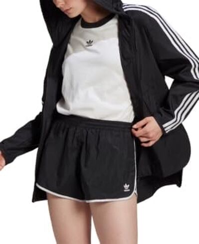سترة واقية كلاسيكية Adicolor للنساء من adidas Originals (S، أسود) in Saudi Arabia