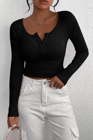 تي شيرت نسائي PRETTYGARDEN بأكمام طويلة 2024 من Henley بأزرار سفلية مضلعة ومتماسكة وبلوزة علوية أساسية غير رسمية in Kuwait