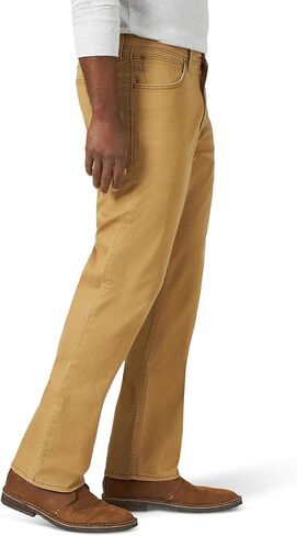 Wrangler Authentics Men's Straight Fit Twill Pant in Saudi Arabia