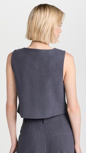 Lioness Women's Leo Vest in Saudi Arabia