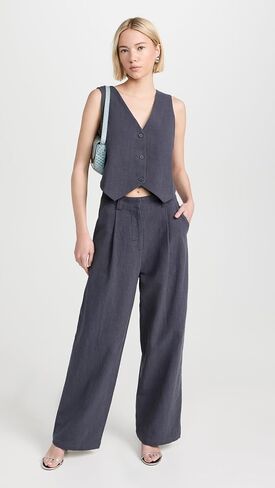 Lioness Women's Leo Vest in Saudi Arabia