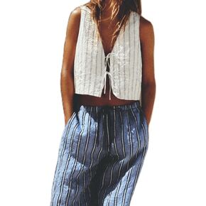 NUFIWI Women Tie Knot Front Striped Vest Sleeveless Cut Out Bandage Tank Tops V Neck Casual Waistcoat Vest Summer Streetwear