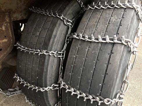 TireChain.com 245/75R22.5، 245 75R22.5 سلاسل الإطارات المزدوجة المرصعة مجموعة من 2 in Saudi Arabia