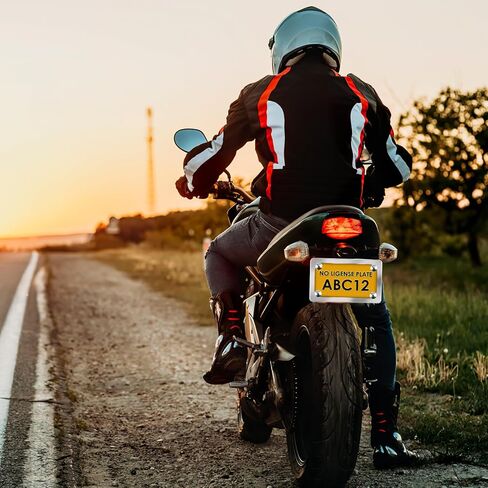 إطار لوحة ترخيص الدراجة النارية مقاس 7.5 * 4.5 بوصة، إطار علامة دراجة نارية مصقول ومطلي بمرآة من الفولاذ المقاوم للصدأ لامع للدراجات النارية، يأتي مع براغي وغسالات وأغطية لولبية (عبوة واحدة) in Kuwait