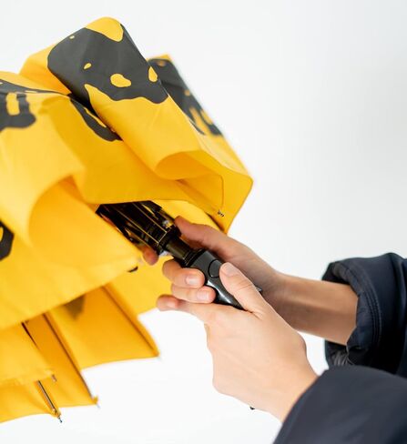 Grupo Erik Official Snoopy Umbrella | Lightweight, Compact & Foldable Umbrella With Cover | Travel umbrella | Kids Umbrella | Umbrella Compact | Snoopy Gifts | Cool Gifts in Saudi Arabia