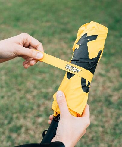 Grupo Erik Official Snoopy Umbrella | Lightweight, Compact & Foldable Umbrella With Cover | Travel umbrella | Kids Umbrella | Umbrella Compact | Snoopy Gifts | Cool Gifts in Saudi Arabia