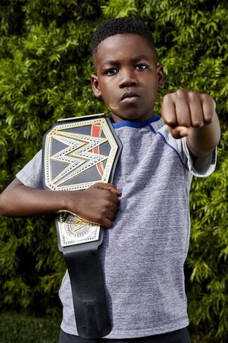 لقب بطولة Mattel WWE، لعب الأدوار وقطعة زي بطولة WWE العالمية بلا منازع، حزام يشبه الجلد 3+ أقدام مع تعديل لمرة واحدة in Kuwait
