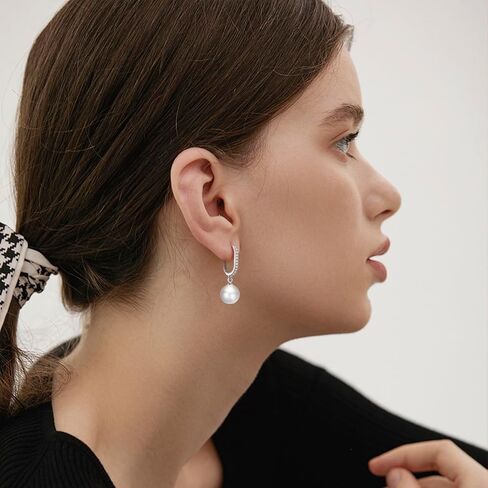 أقراط اللؤلؤ الذهبية من Awinesn للنساء والفتيات 14 قيراط أقراط لؤلؤية مطلية بالذهب الحقيقي أقراط ذهبية زركونيا مكعبة أنيقة للنساء لوصيفات العروس in Kuwait