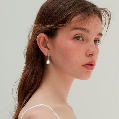 أقراط اللؤلؤ الذهبية من Awinesn للنساء والفتيات 14 قيراط أقراط لؤلؤية مطلية بالذهب الحقيقي أقراط ذهبية زركونيا مكعبة أنيقة للنساء لوصيفات العروس in Kuwait