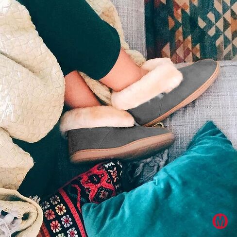 Minnetonka Women's Sheepskin Ankle Boot in Saudi Arabia