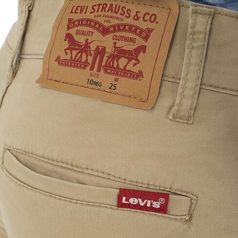شورت تشينو ذو قصة مستقيمة للأولاد من Levi's in Saudi Arabia