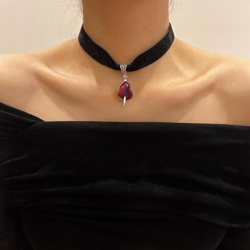 Black Choker Necklaces for Woman Love Heart Choker Necklace Adjustable Velvet Choker Soft Collar Chain Red Heart Necklace for Girls Fashionable Dress Up in Saudi Arabia