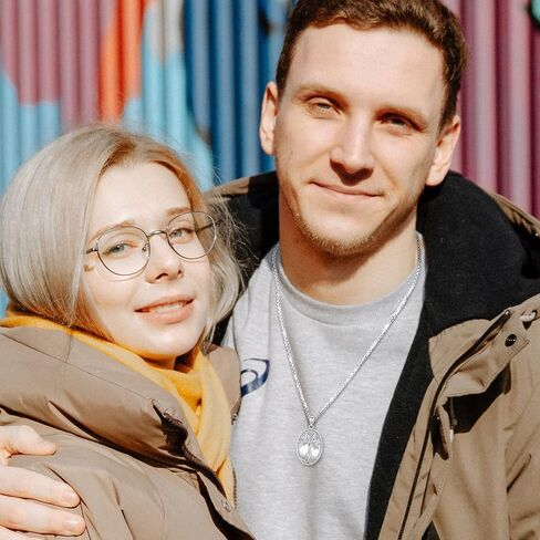 ايوسنس قلادة من الفضة الاسترليني عيار 925 على شكل قلب، قلادة هدايا عيد الام للنساء تحمل الصور والصور للرجال قلادة شخصية in Kuwait