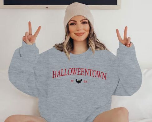 Halloween Sweatshirts for Women Halloweentown University T Shirt Funny Party Spooky Academy Pullover Sweatshirt in Saudi Arabia