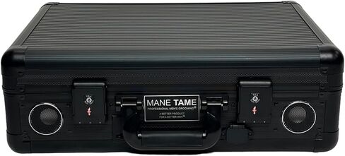 حقيبة الحلاقة MANE TAME - محطة الحلاقة المتنقلة VIP - ذهبي - تتضمن (2) مكبرات صوت بلوتوث، وأقفال TSA، وأرجل قابلة للإزالة/التعديل. in Saudi Arabia