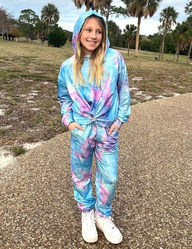 Arshiner Girl's 2 Piece Outfits Tie-dye Twist Front Pullover Hooded Sweatsuits Sweatshirt and Sweatpants Clothing Set in Saudi Arabia