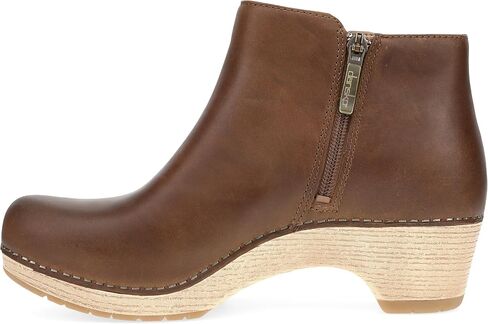 Dansko Women's Lizanne Bootie in Kuwait