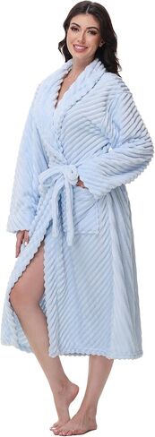 أرواب فاخرة للنساء - رداء حمام نسائي طويل من الصوف فائق النعومة ومريح in Kuwait