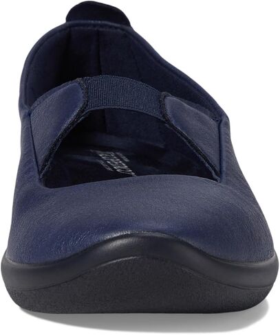 Arcopedico Itatiaia Shoe in Kuwait