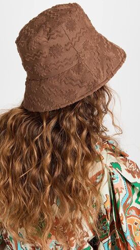 قبعة دلو موجة للنساء من قلة الألوان in Kuwait