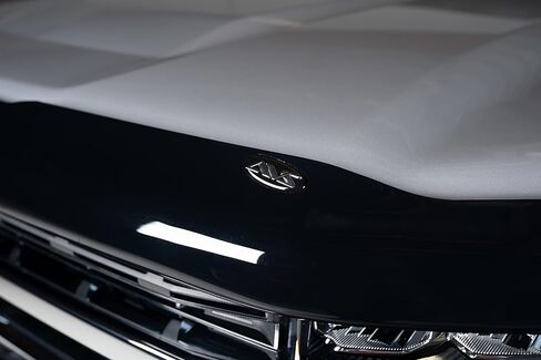غطاء فتحة التهوية التلقائي [AVS] واقي غطاء محرك السيارة Bugflector II | يناسب 2022 - 2024 فورد مافريك، عالي الجودة - دخاني | 25980 in Saudi Arabia