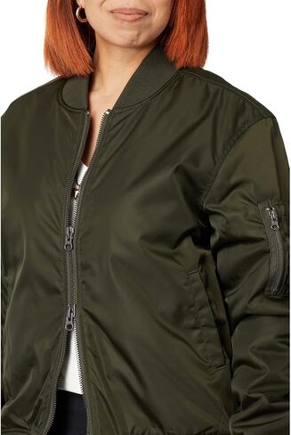 سترة LABEL® Go-To Bomber للنساء - مقاس واسع - راحة مقاومة للرياح - نسيج من النايلون والبوليستر in Saudi Arabia