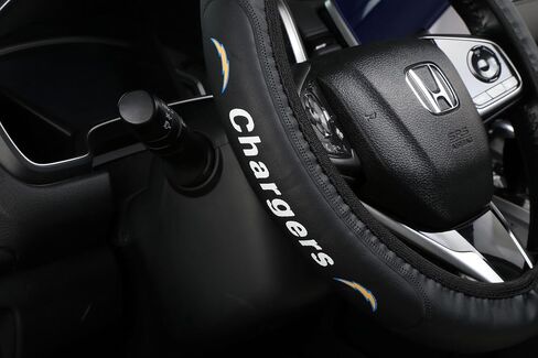 for Broncos Car Elasticity Retractable LeathSteering Wheel Cover Fit All Vehicle Steering Wheel Cover Accessory Gift Idea for Fans-Black in Saudi Arabia