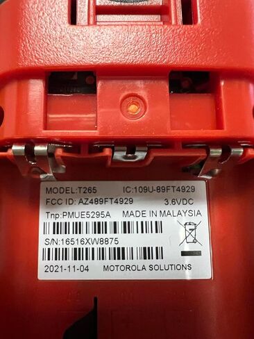 Motorola Solutions, Portable FRS, T270, Talkabout, Two-Way Radios, Rechargeable, 22 Channel, 25 Mile, Black W/Blue, 2 Pack in Kuwait