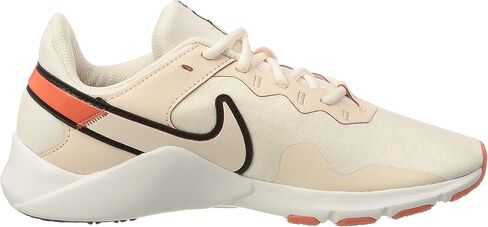 حذاء Nike Legend Essential 2 للسيدات باللون الوردي in Saudi Arabia