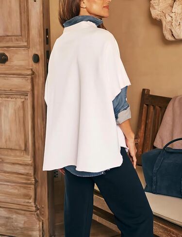 بلوزات نسائية ذات رقبة دائرية كبيرة الحجم وأكمام تشبه جناح الخفاش وسترات صوفية كاجوال in Kuwait