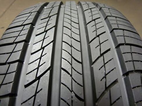إطار نصف قطري لجميع المواسم من Hankook Dynapro HP2 - 235/55R20 102H in Saudi Arabia