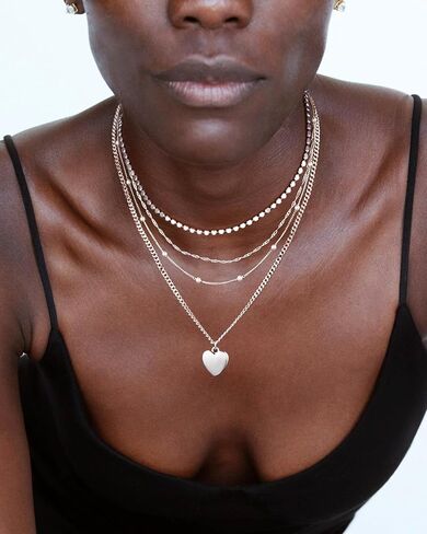 Pearl Necklace for Women,Dainty Layered Gold/Silver Necklaces for Women Pearl Necklaces Pendant Stackable Choker Necklaces Pearl Chain Jewelry Set Trendy Necklace in Kuwait
