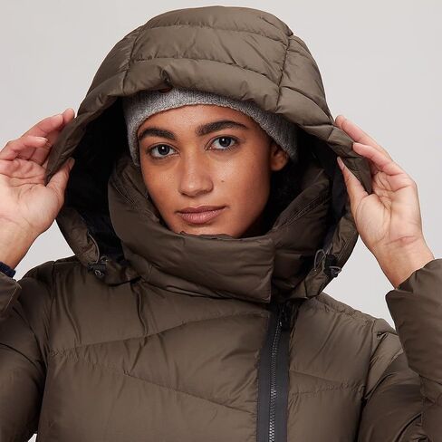 Helly-Hansen Women's Tundra Down Coat in Saudi Arabia