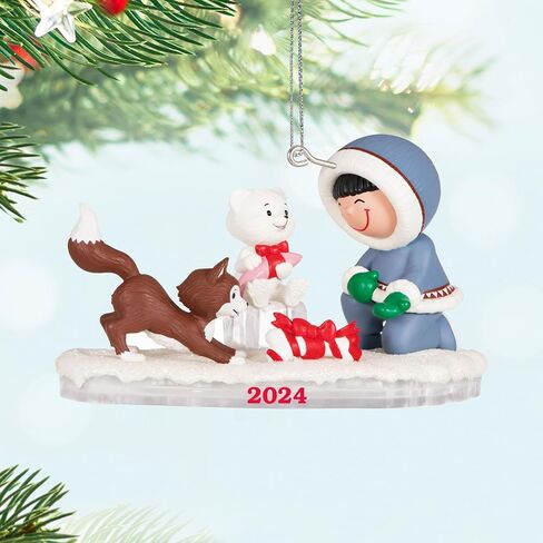 زخرفة عيد الميلاد التذكارية المميزة لعام 2024، Frosty Friends 2024، هدايا لهواة جمع رجل الثلج in Kuwait