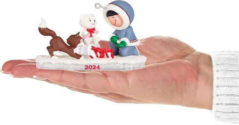 زخرفة عيد الميلاد التذكارية المميزة لعام 2024، Frosty Friends 2024، هدايا لهواة جمع رجل الثلج in Kuwait