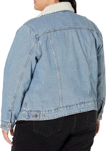 Levi's Women's Original Sherpa Trucker Jackets (Also Available in Plus) in Saudi Arabia