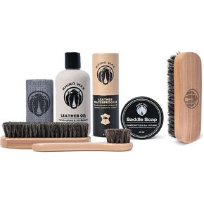Boot Maintenance Kit Plus Large Horsehair Brush